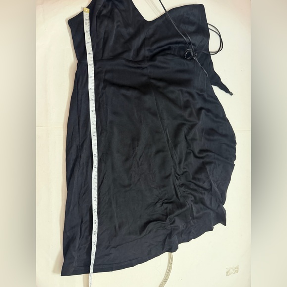 Aritizia Wilfred - Halter String Tie Mini Dress - Picture 9 of 9